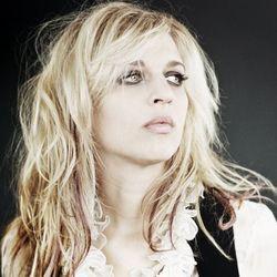 Amandine Bourgeois, Scorpions