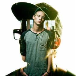 CONRO, Headhunterz