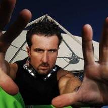 DJ Cerla, Manian