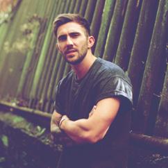Alex Mills, Hot Since 82