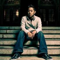 Ken Loi, Kerry Leva