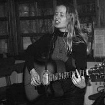 Berget Lewis, Leona