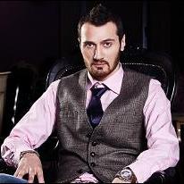 Nick Kamarera, Phelipe