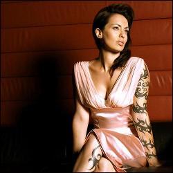 Soshy, Timbaland, Uppermost