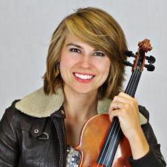 Lara, Taylor Davis