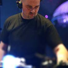 Airwave, Rebelgrooves, Yves Deruyter
